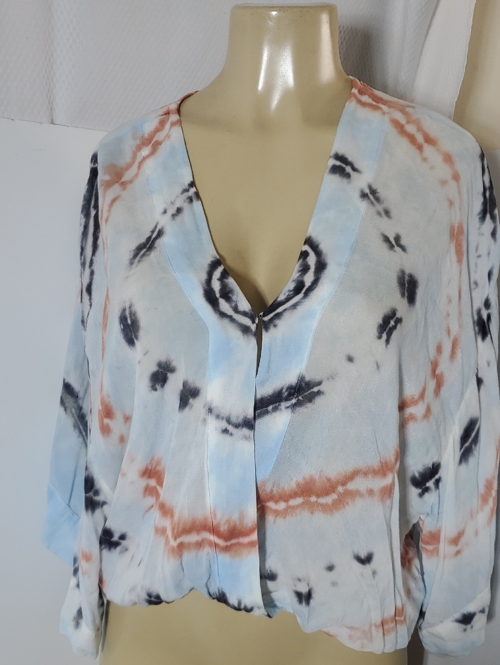 Young Fabulous & Broke Tia Top Tie-Dye V-Neck Blouse in Blue, Rust & Black Sz S
